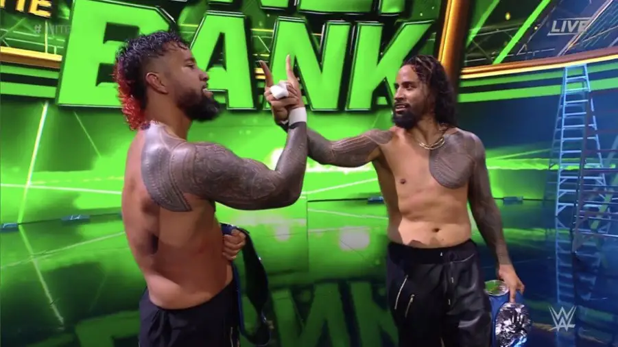 The Usos Win SmackDown Tag Team Titles At WWE Money In The Bank